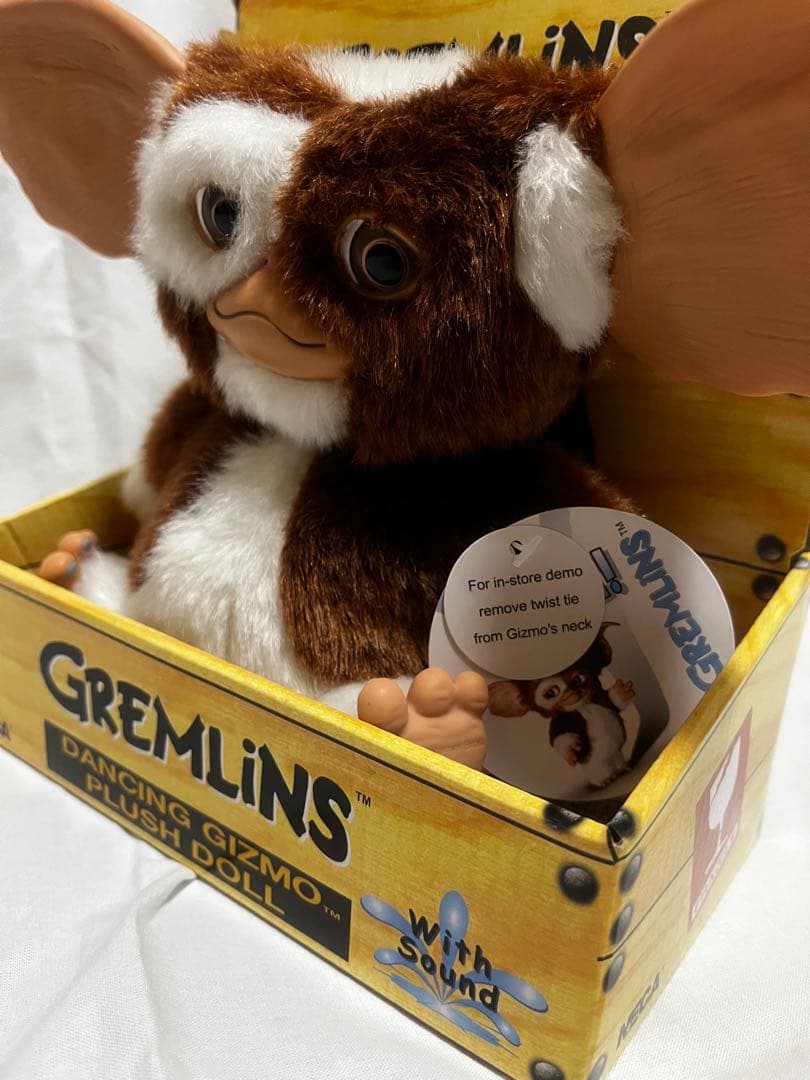 【新品】値下げ⭐︎グレムリン ダンシング ギズモ プラッシュ ドール　NECA製