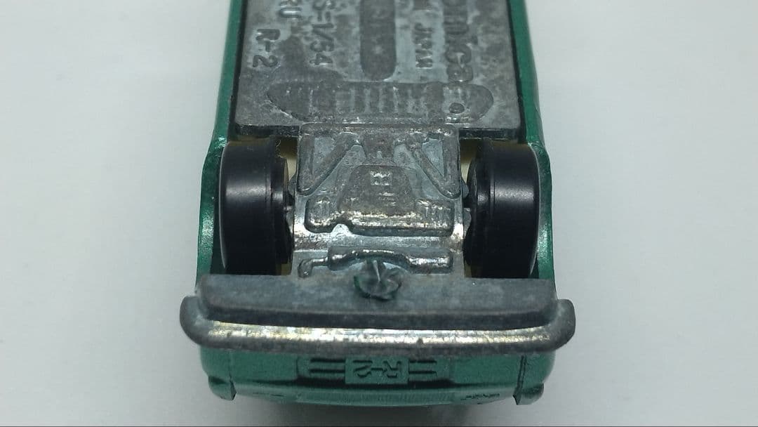 トミカ 9 スバル R2 緑 白シート 黒箱 緑色指定箱 日本製 レアモデル