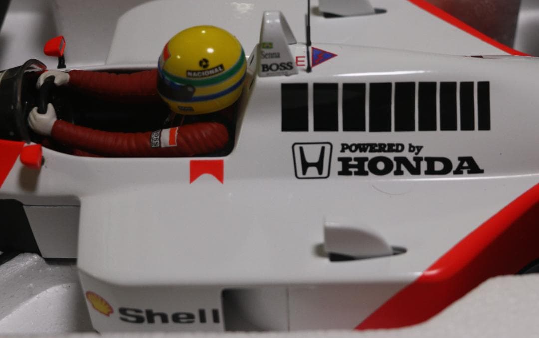 超貴重ビックスケール１／12　マクラーレン・ホンダMP4／4　ターボ　セナコレ