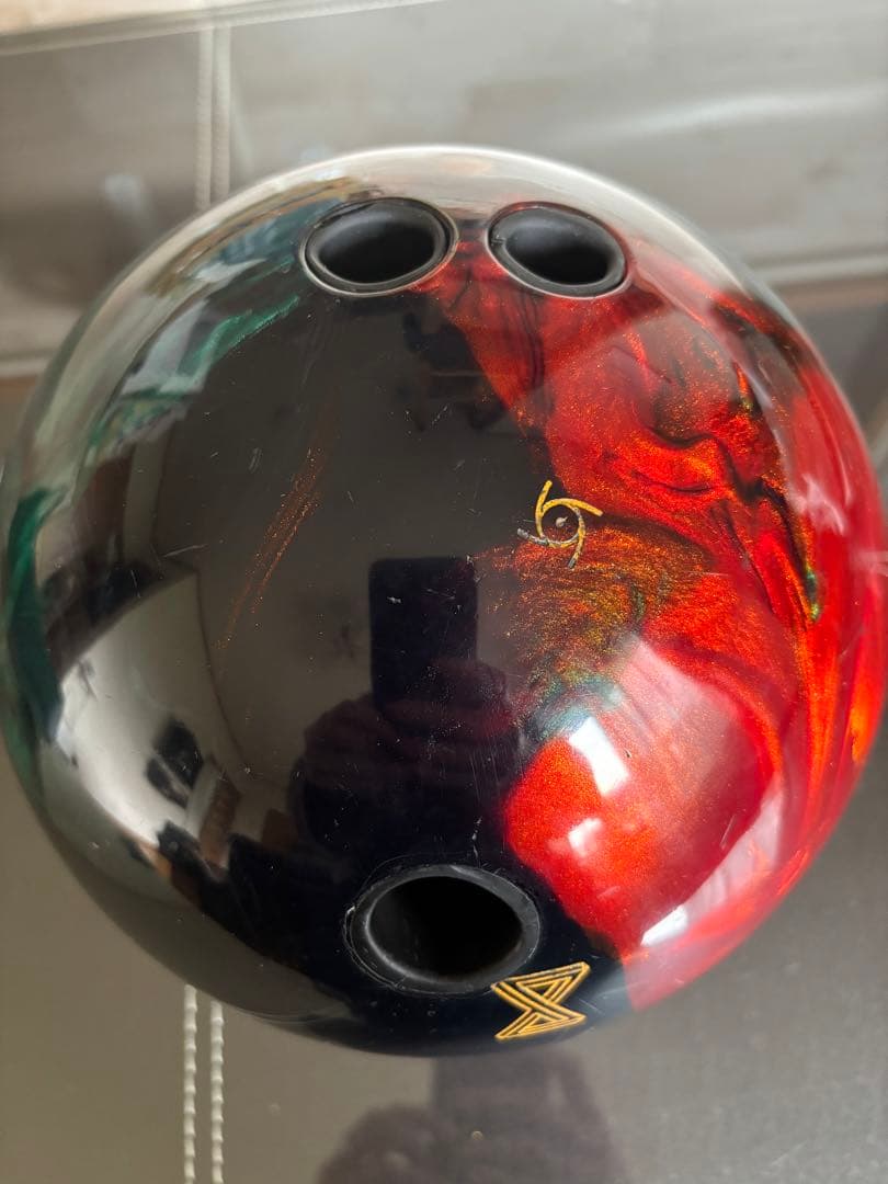 ボウリングボール15Ｐ　アブソリュート