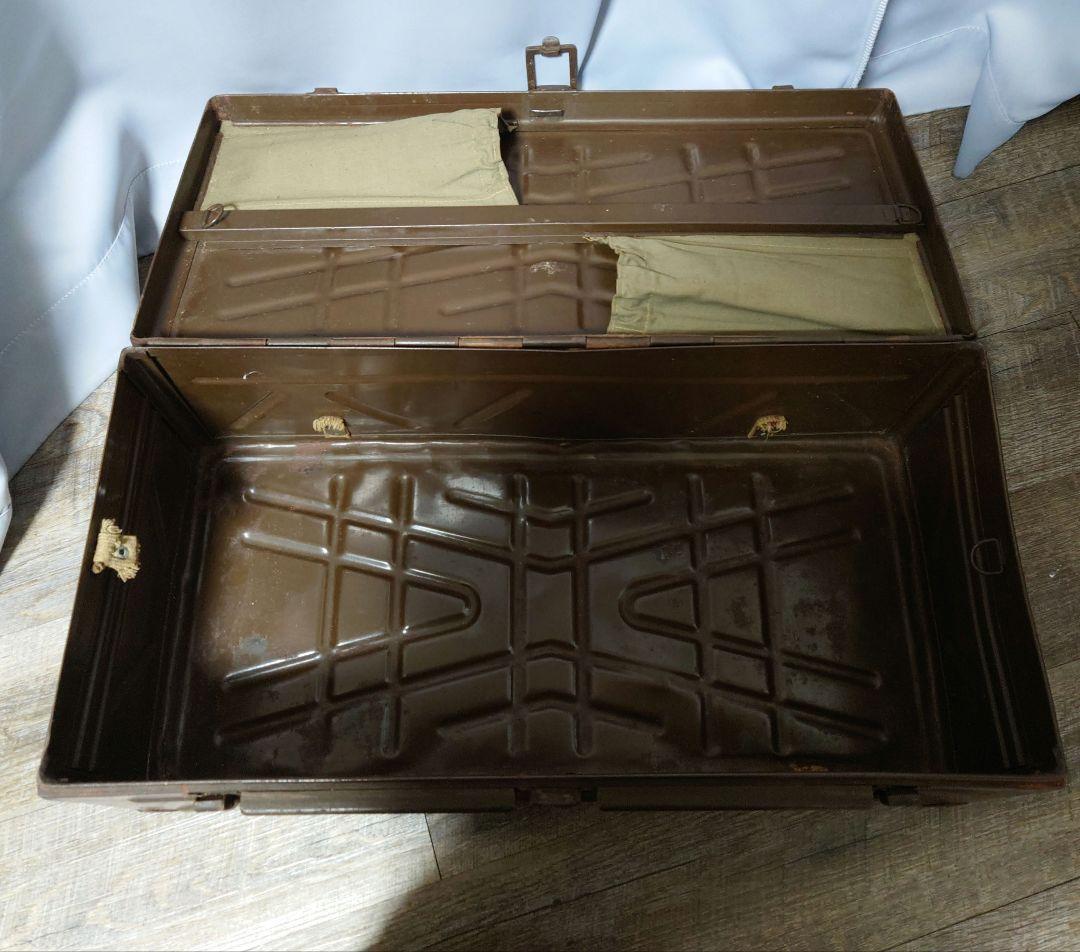 旧日本軍 将校用トランク 金属製 当時物