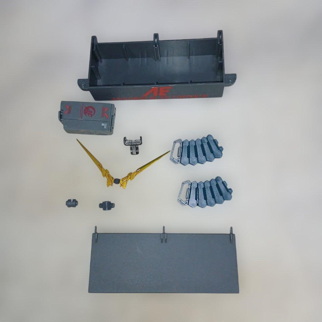 バンダイ　MG　ユニコーンガンダム+MS CAGE　ガンプラ　完成品