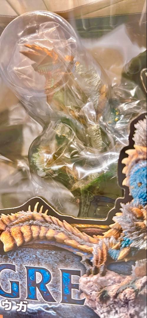 【未開封】モンスターハンター 復刻版 雷狼竜 ジンオウガ クリエイターズモデル