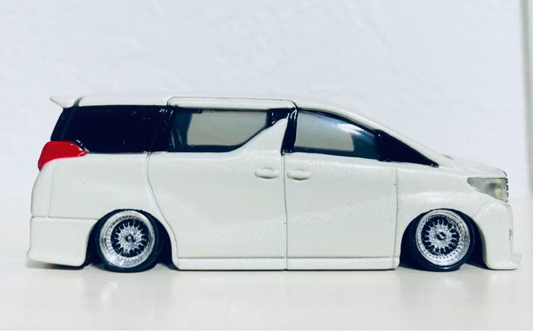 1/64 改　深リム　アルファード ローダウン　ミニカー　BBS シャコタン