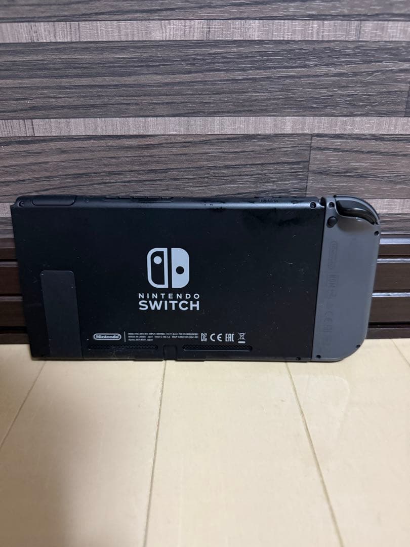 Nintendo Switch 本体　右のジョイコン無しです