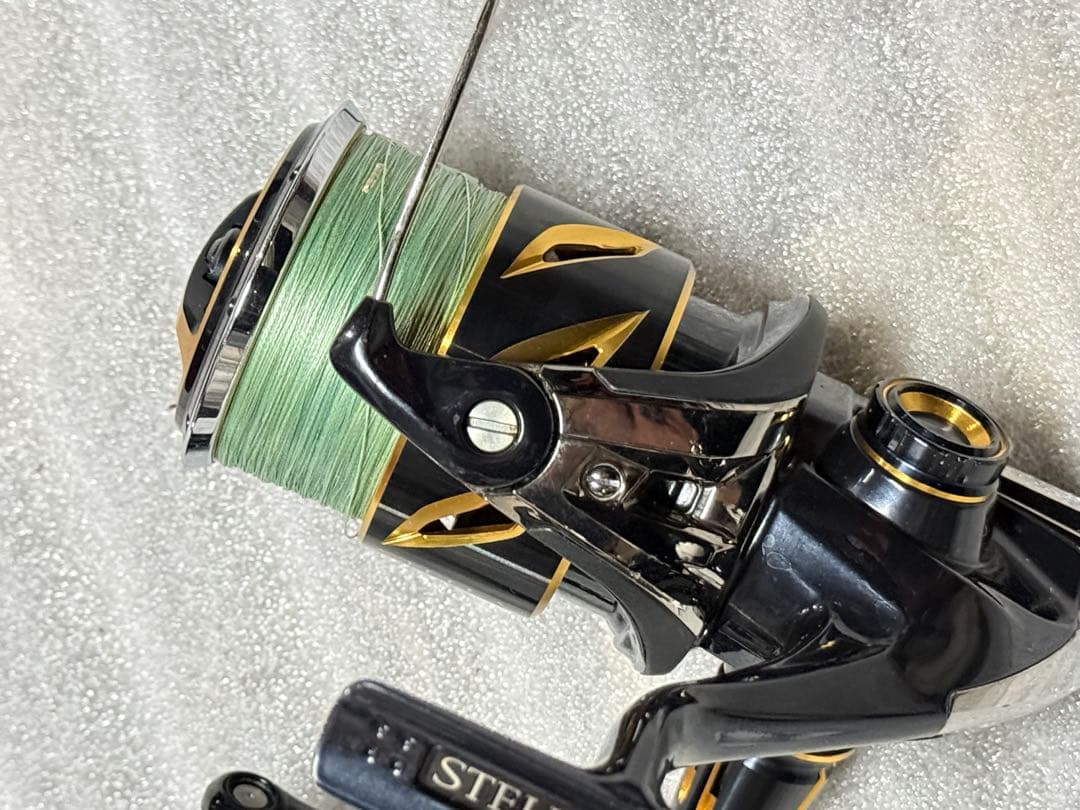 SHIMANO 20 STELLA SW 4000HG オシア8 PE1.5号付