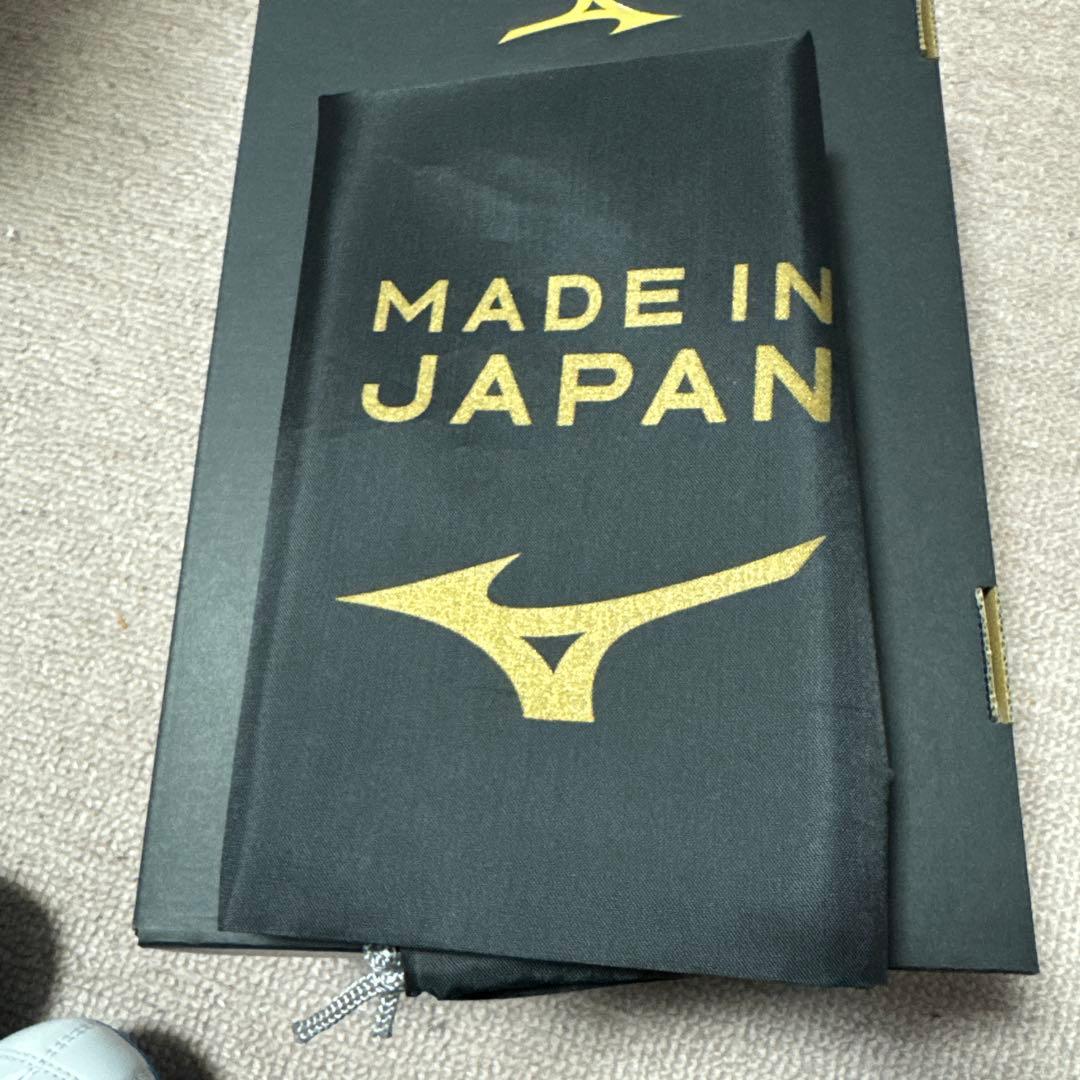 新品　超激レア　限定カラー　ミズノ　モレリア ネオ4 JAPAN 25.5cm