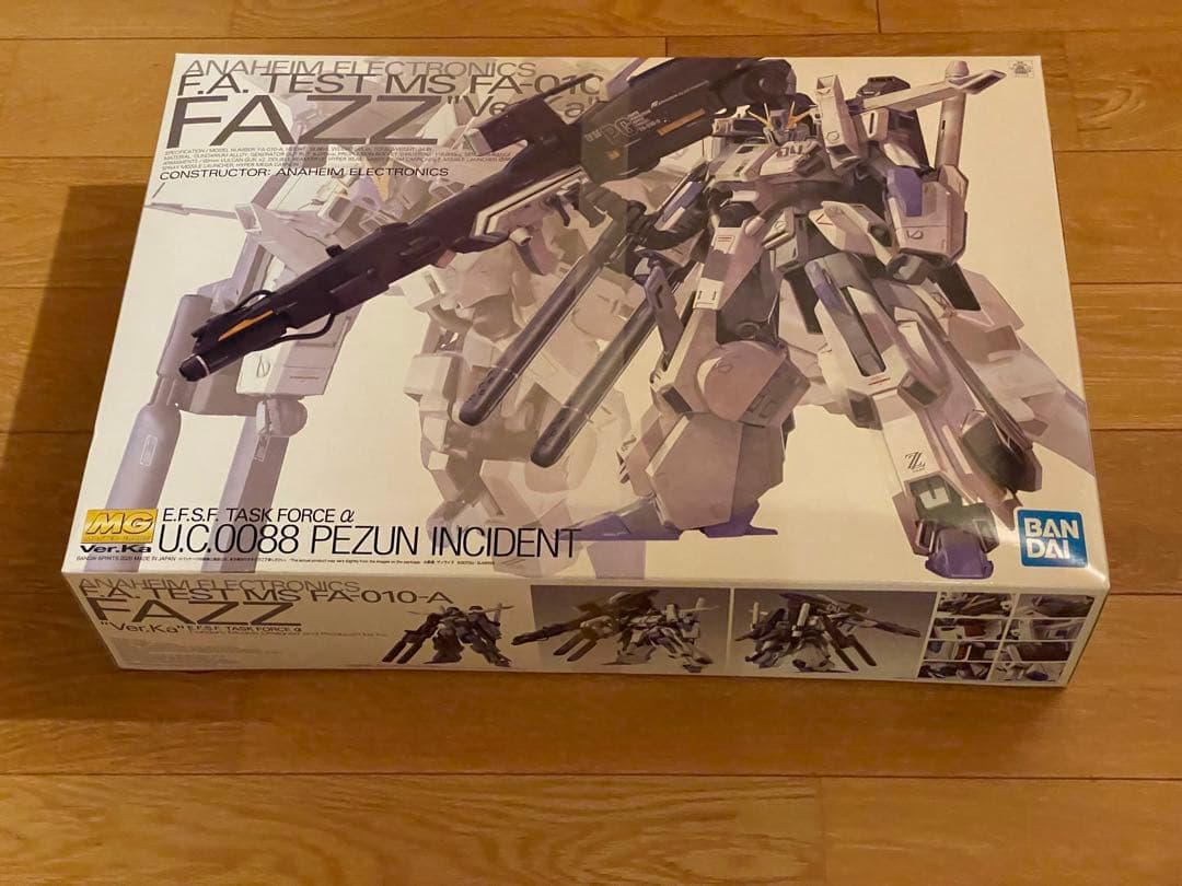 【新品未開封】バンダイ MG 1/100 FAZZ Ver.Ka