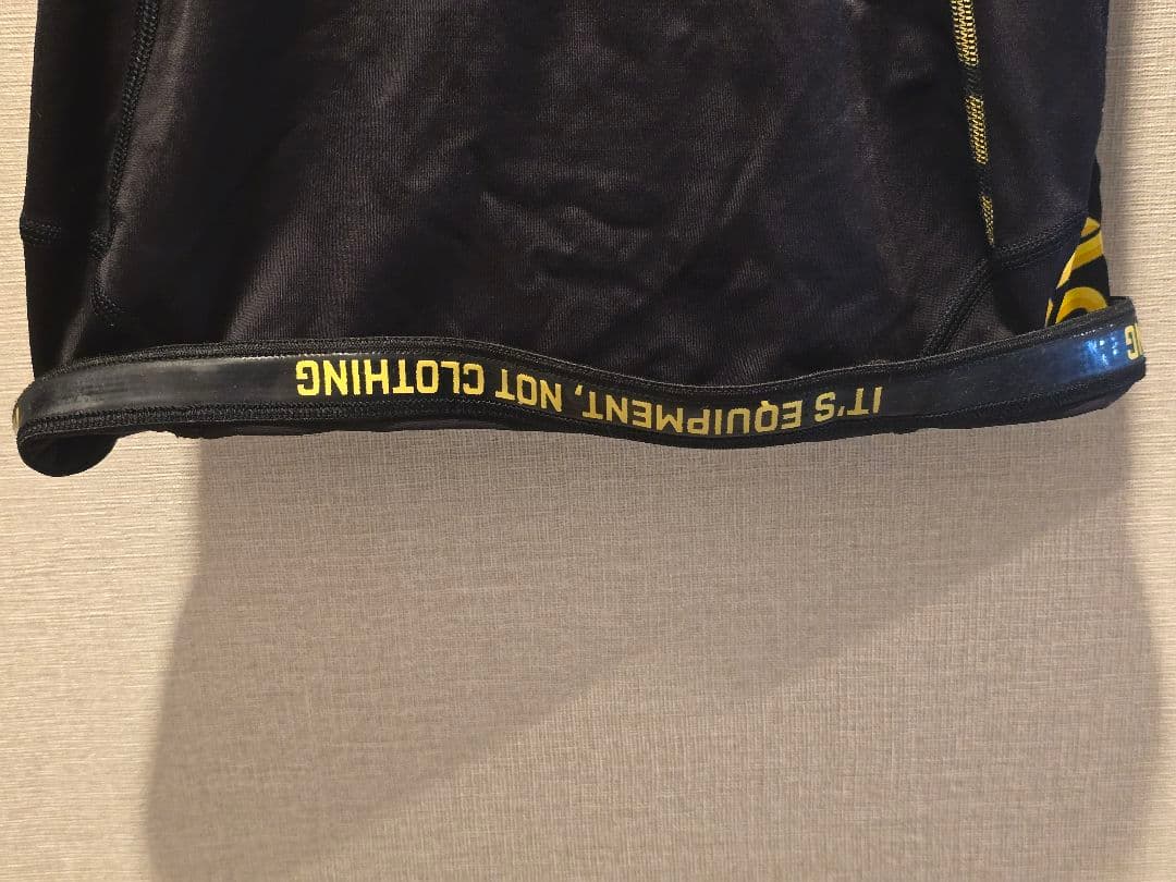 SKINS コンプレッションウェア Sサイズセット