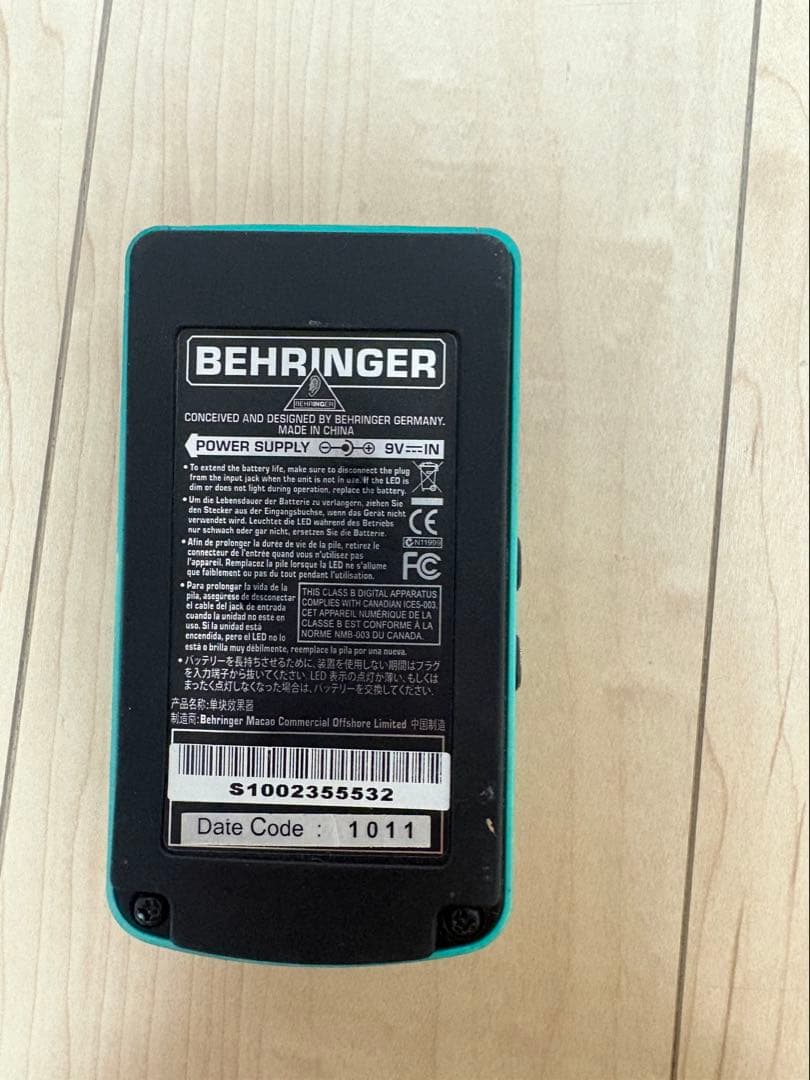 ギター BEHRINGER US600 ULTRA SHIFTER/HARMONIST