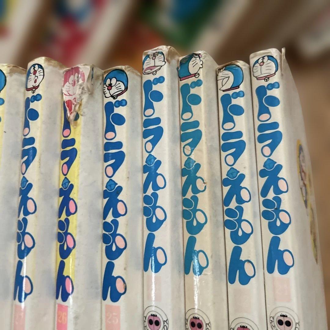 ドラえもん　１巻から４３巻 　４２巻のみなし　初版あり