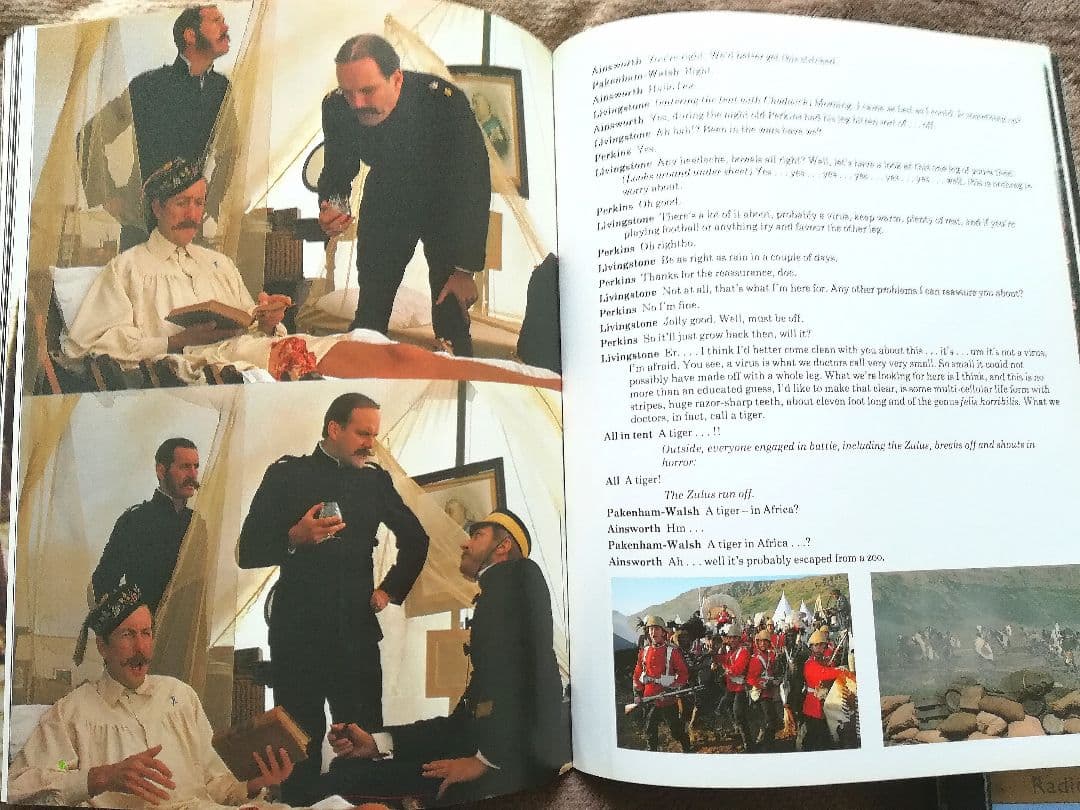 イギリス モンティーパイソンのCD 脚本付き写真集　monty python