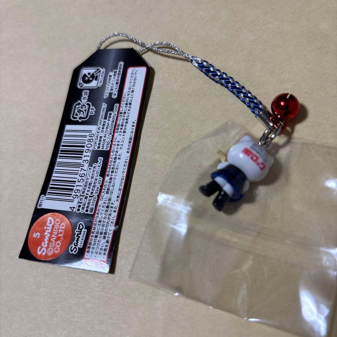 ハローキティ　風とロックバージョン　ストラップ