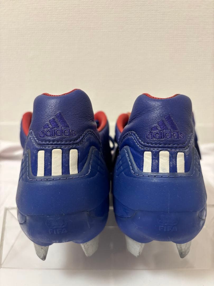 元サッカー日本代表、2002年中村俊輔選手着用サイン入りスパイク&ミサンガ