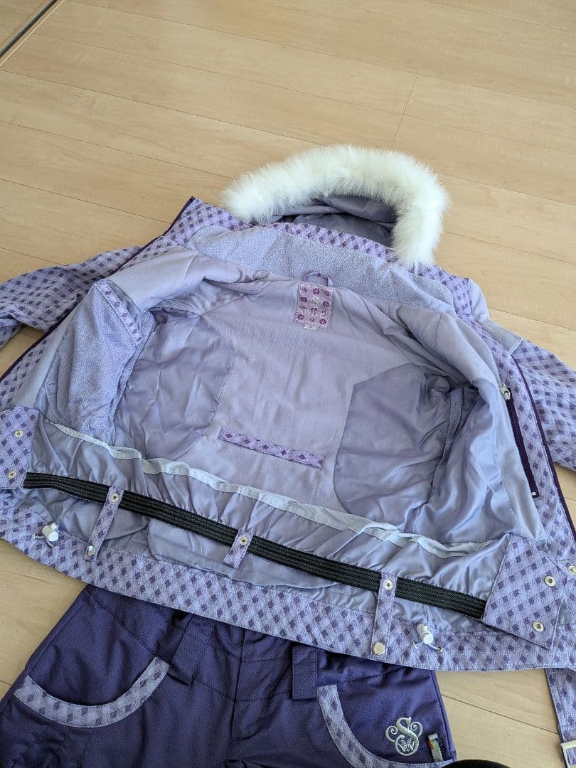 SWIVEL / 7号　とても可愛いです　上下セットでお譲りします