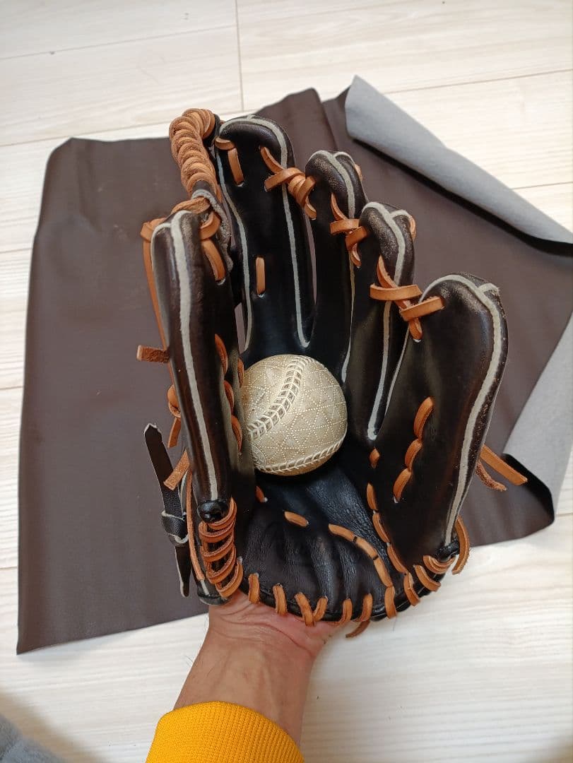 即戦力【型付け済み】ローリングス一般軟式グラブ