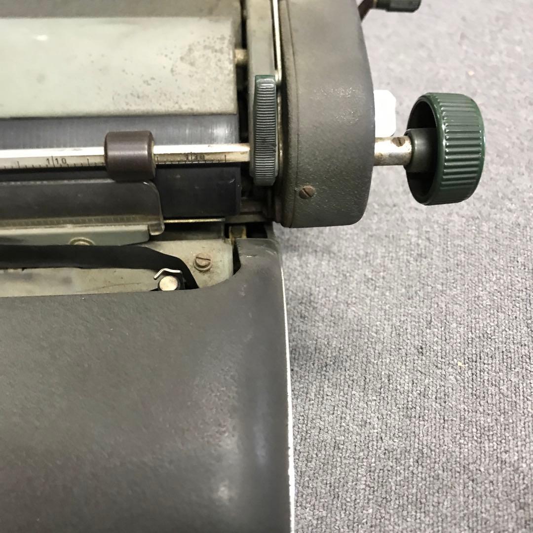 Olympia タイプライター 黒　ヴィンテージ1960年代