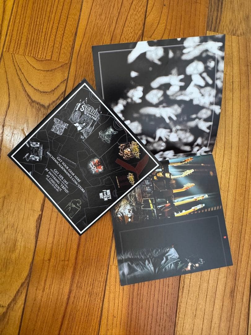 マイ・ケミカル・ロマンス/ ザ・ブラック・パレード・イズ・デッドCD+DVD帯付