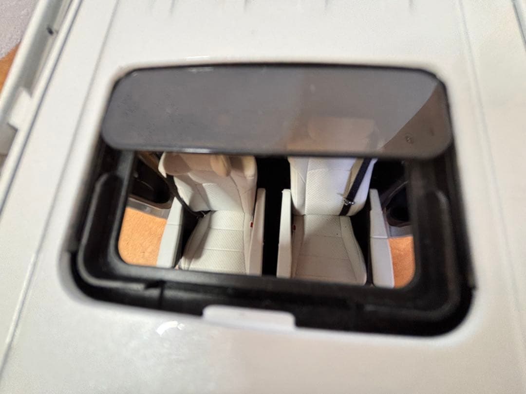 【希少】Kengfai ケンファイ　1/18 トヨタ　ヴェルファイア　ミニカー