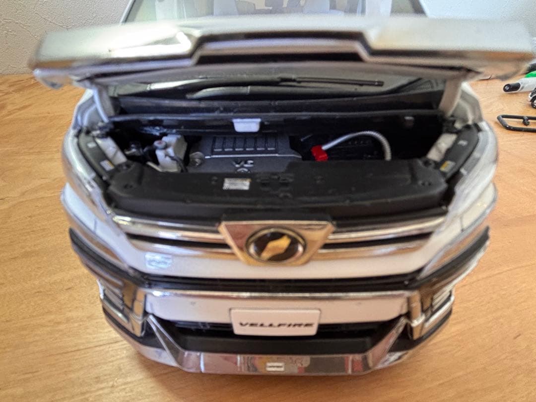 【希少】Kengfai ケンファイ　1/18 トヨタ　ヴェルファイア　ミニカー