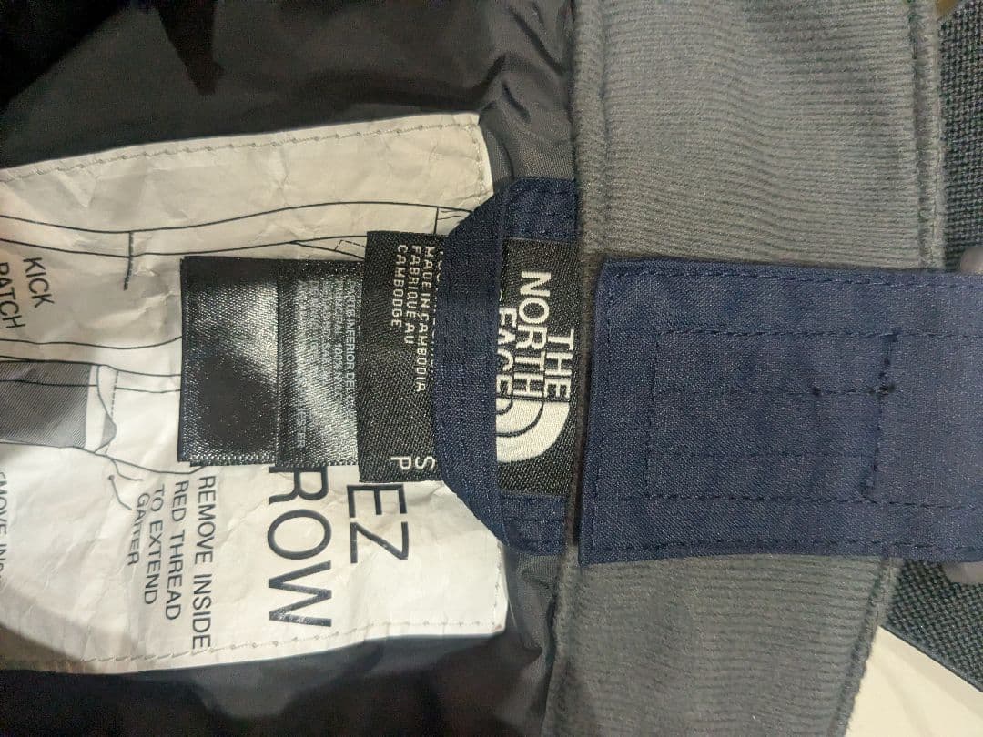 THE NORTH FACE スノーパンツ 140