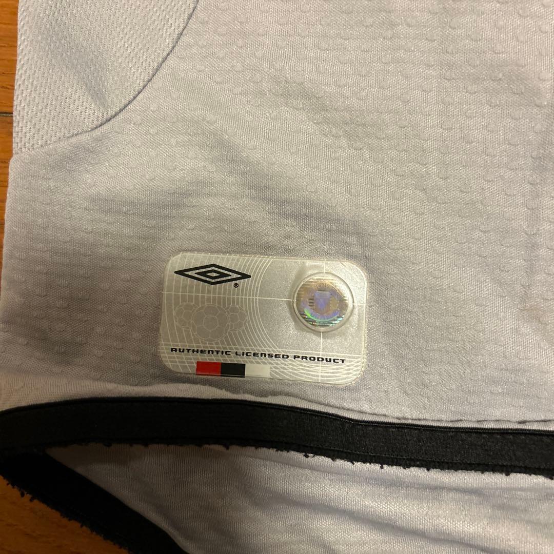 マンチェスター・ユナイテッド Umbro グレー長袖シャツ　サイズＬ