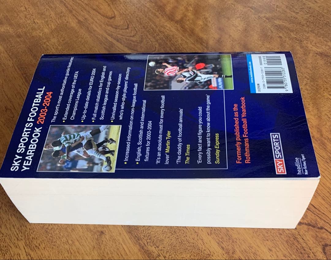 入手不可能！Football Yearbook '02-'03と03-'04二冊