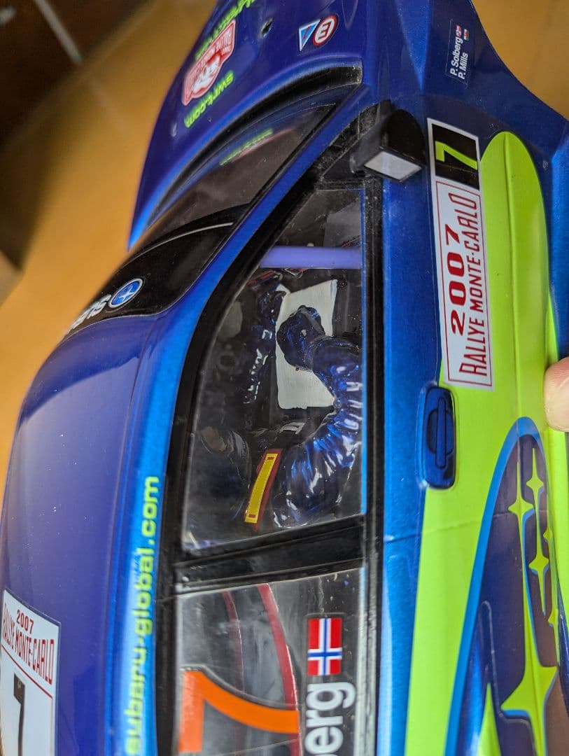 1/10タミヤラジコン　スバルインプレッサWRXボディ　塗装組立品