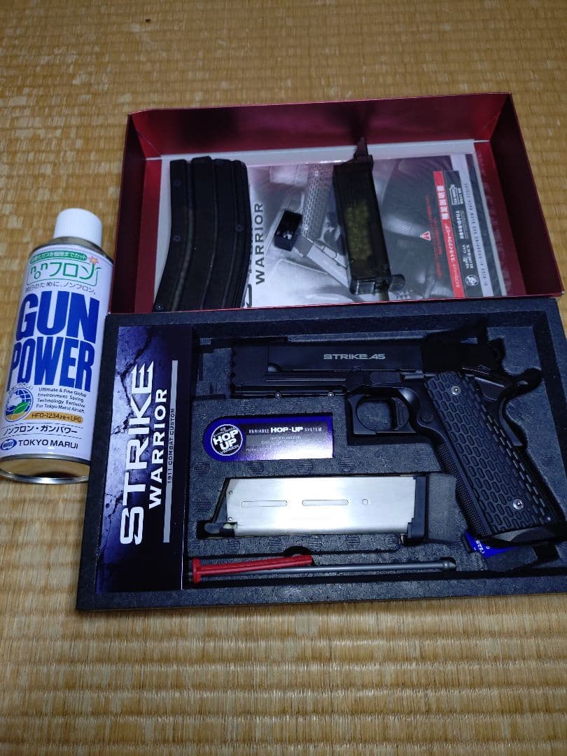 東京マルイ STRIKE WARRIOR ガスブローバック ＋ おまけ