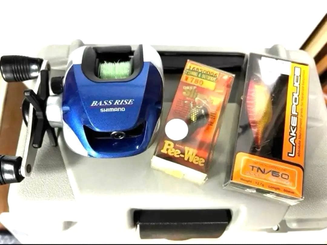 バス釣り引退　ルアーまとめ売り　バス釣りセット　ルアーセット　OLDルアー　など