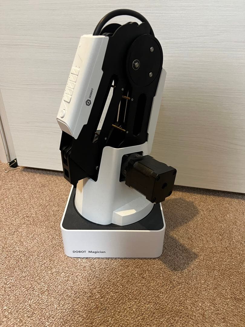 Dobot Magician ベーシックキット　ロボットアーム