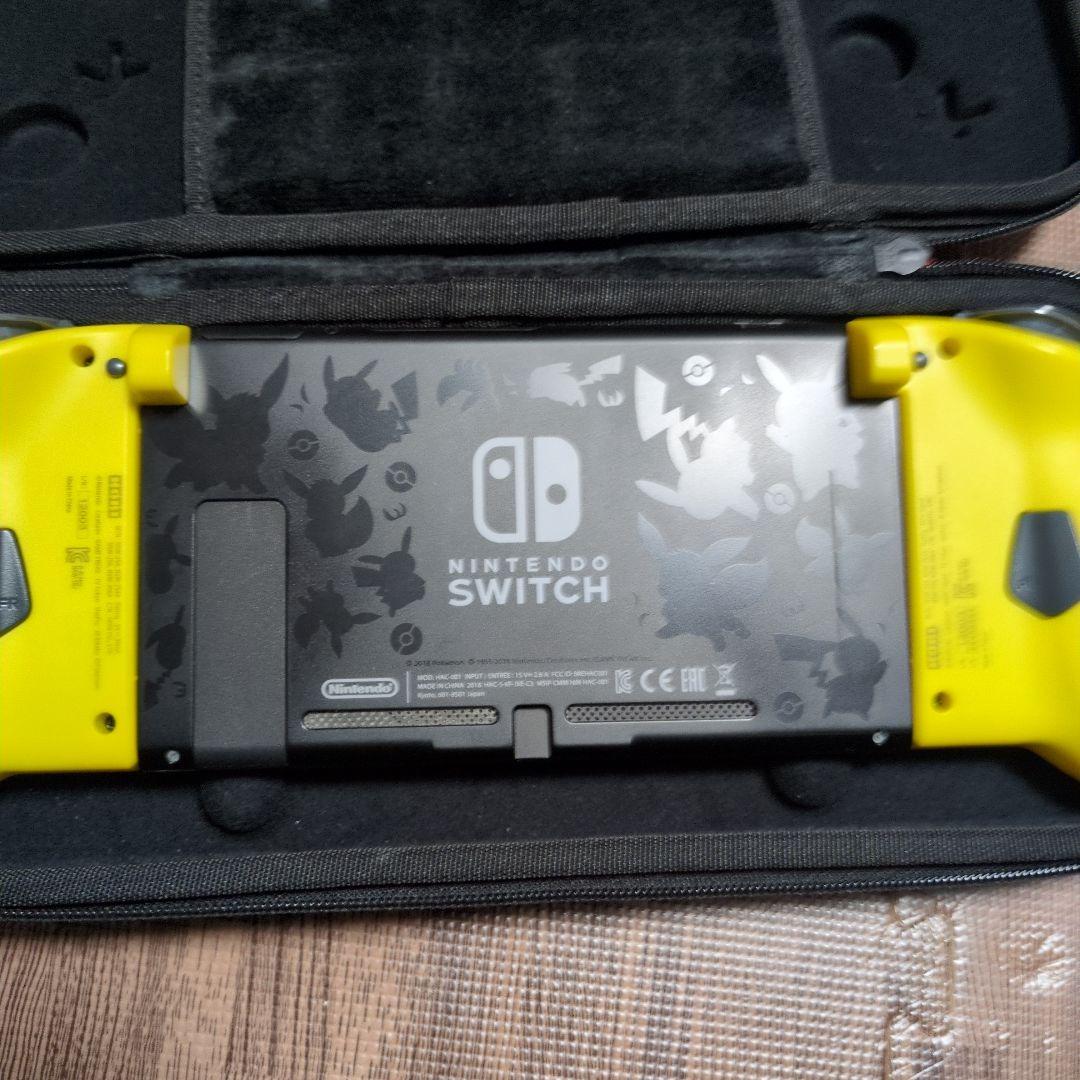 Nintendo Switch ピカブイ中古本体セット　ジョイコン無し