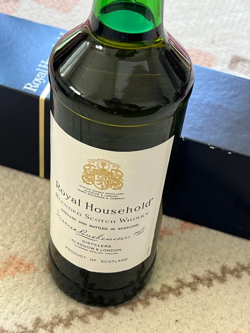  Household Blended Scotch Whisky 2本