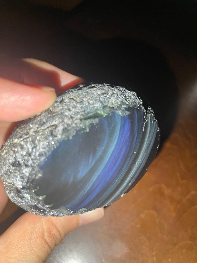 研磨品　十勝石玲瓏　複合色レインボーオブシディアン