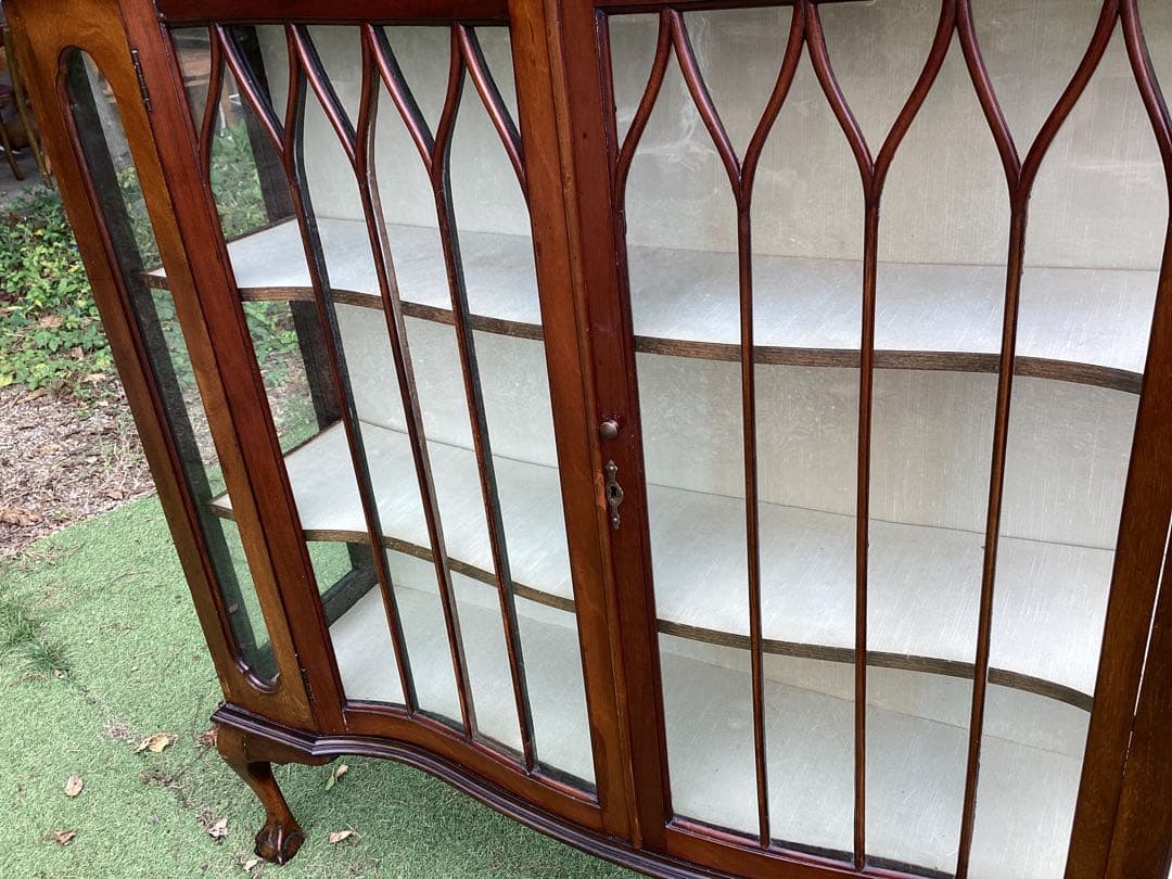 [たーぼう] イギリスアンティーク　キャビネット　ショーケース