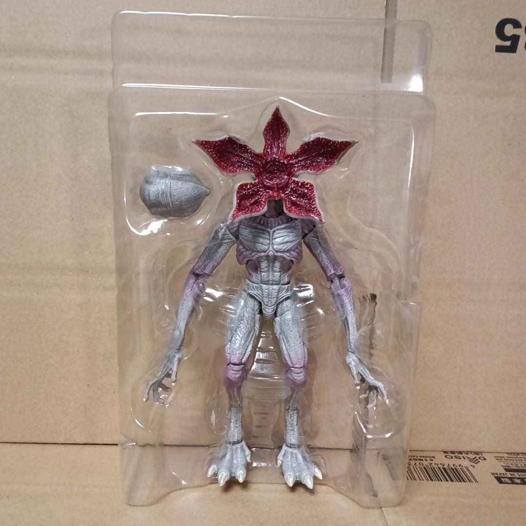 ストレンジャーシングス 6インチフィギュア　デモゴルゴン　開封品　2体セット