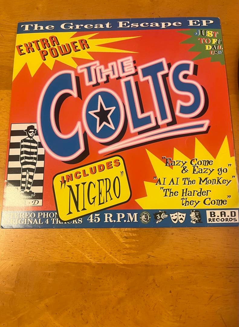 THE COLTS 激レアEPとうちわセット コルツ　マックショウ　岩川浩二