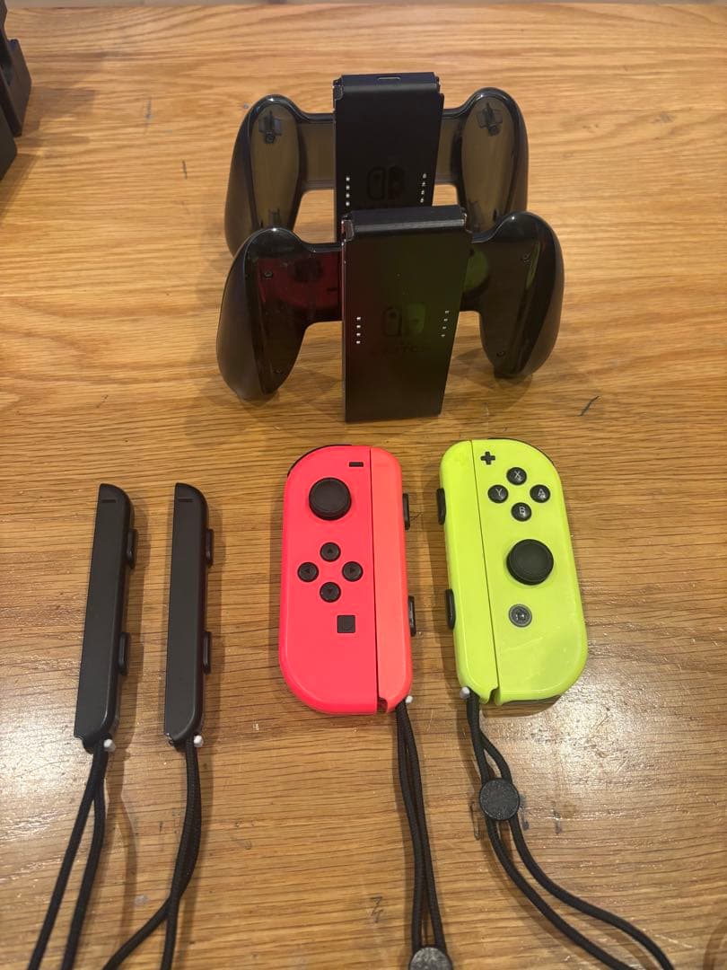 Nintendo Switch ネオンブルー/ネオンレッド 本体&別売り付属品