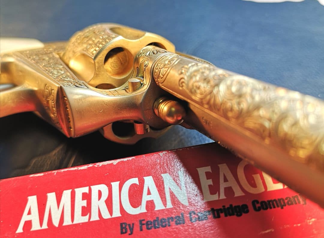 THE JOHN WAYNE REVOLVER 金属製モデルガン