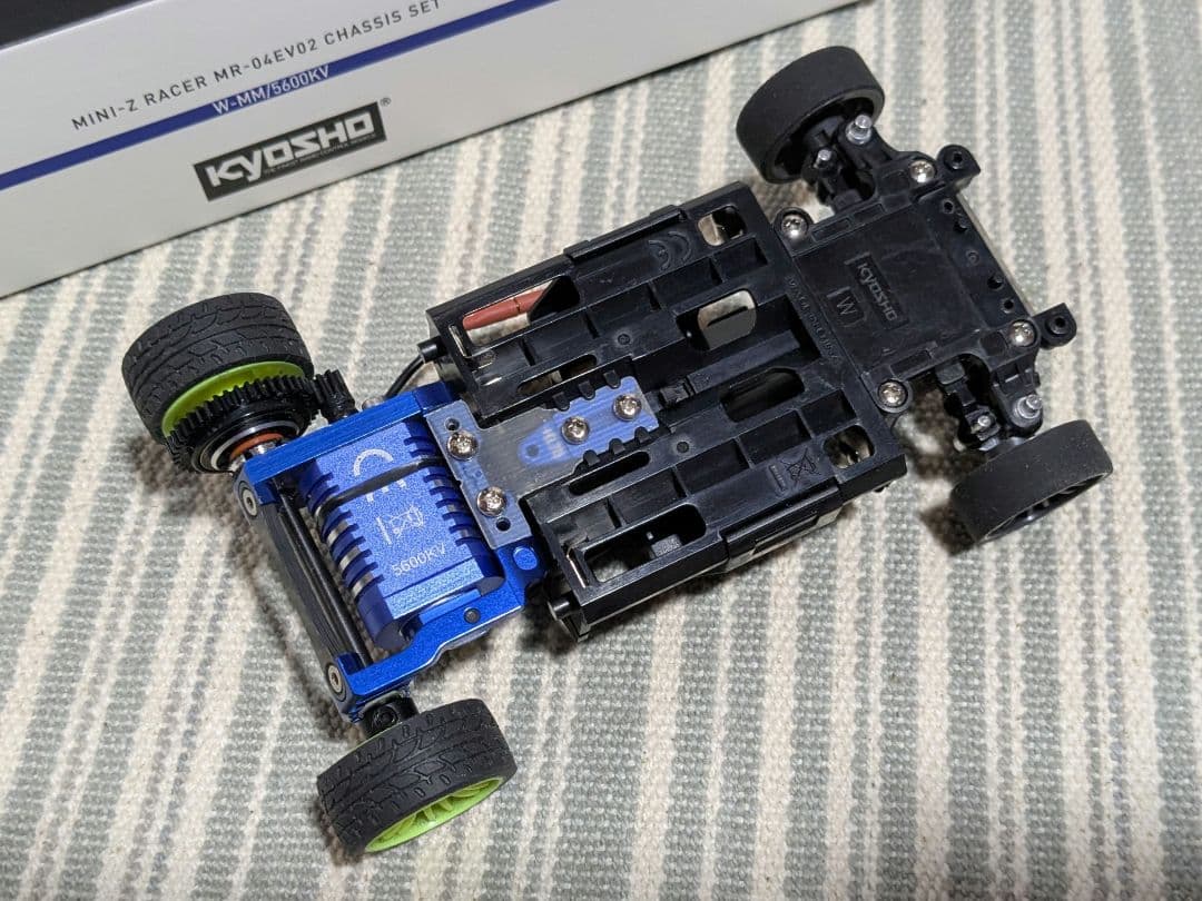 ミニッツ MR04 EVO2 シャーシセット (MM 青モーター仕様)