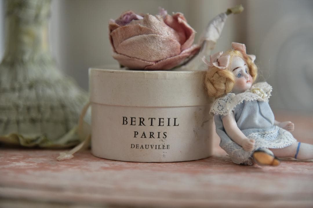 フランス アンティーク BERTEIL ハットボックス ミニサイズ ノベルティ