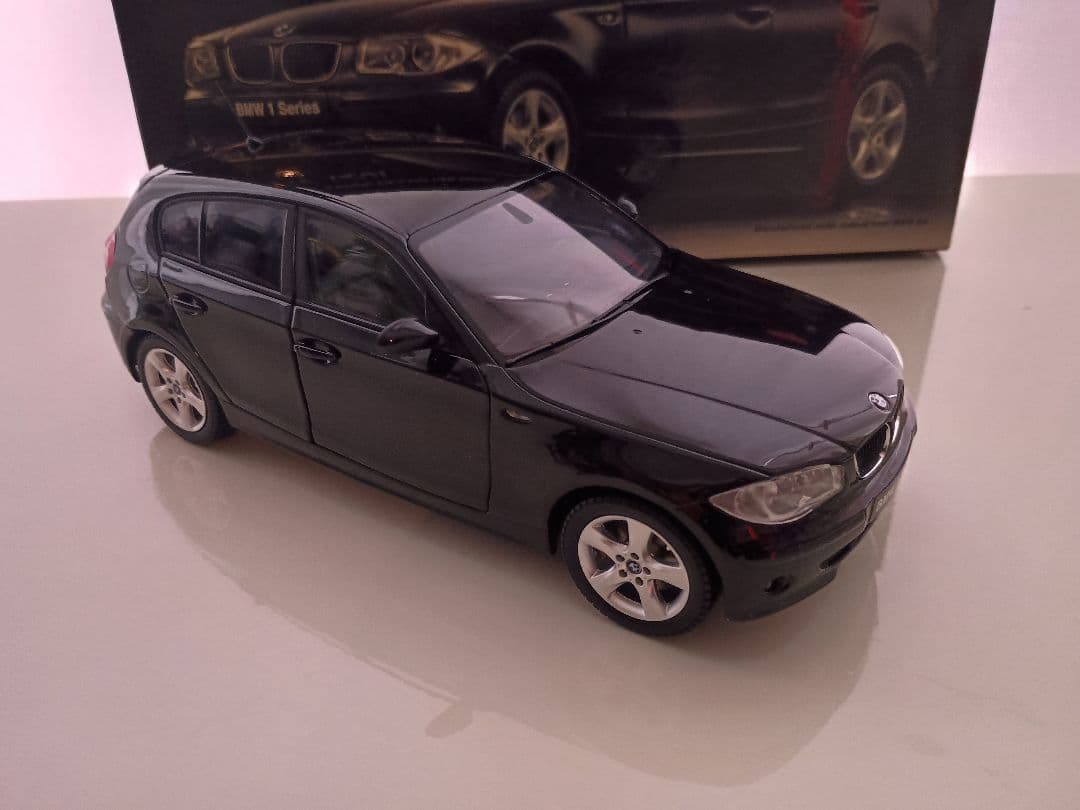 京商 kyosho  120i 1シリーズ E87 Black 1/18