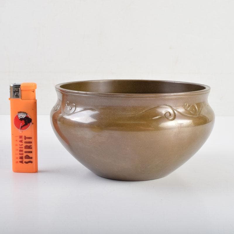 茶道具　高岡銅器　般若勘渓作　唐銅　唐草彫　建水　共箱　C　8980