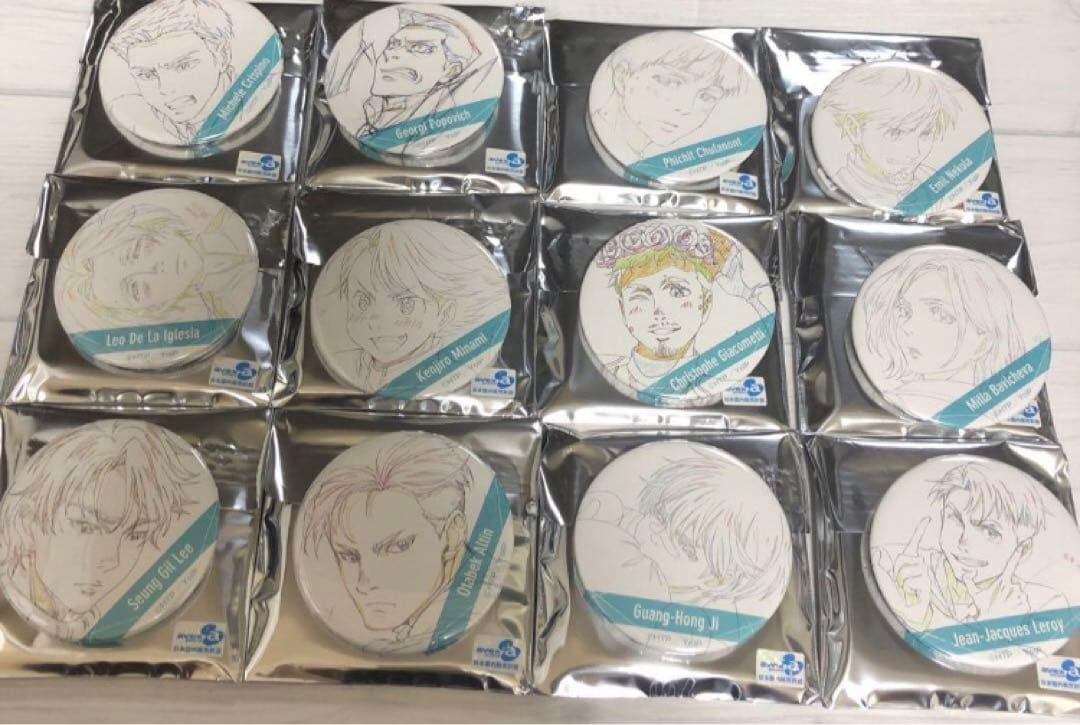 ユーリ on ice アニメ原画　缶バッジ　コレクション　勝生勇利