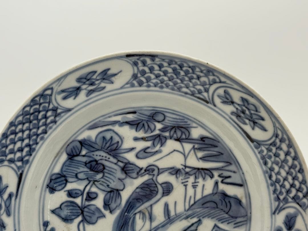 中国　明時代　染付　孔雀牡丹紋大皿　古染　送料込み250622