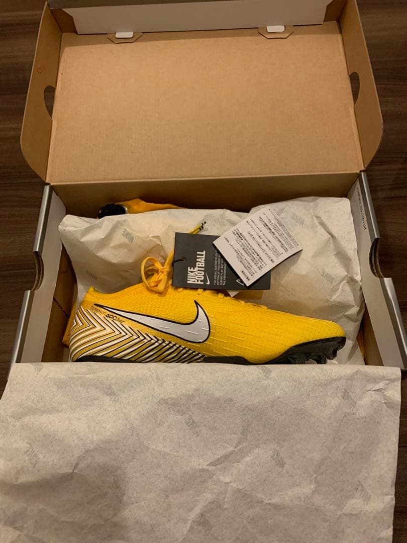 ナイキ マーキュリアル ヴェイパー 12 エリート NJR