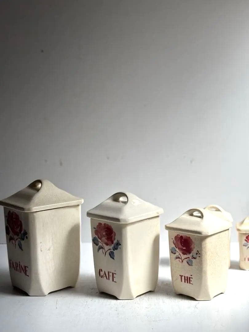 493 フランスアンティーク Badonviller 薔薇柄キャニスターセット