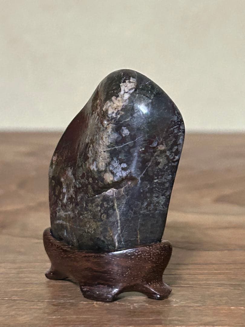 菊花石　菊紋石　根尾菊花石　飾石　天然石　水石　鑑賞石　自然石　原石　鉱物　置物