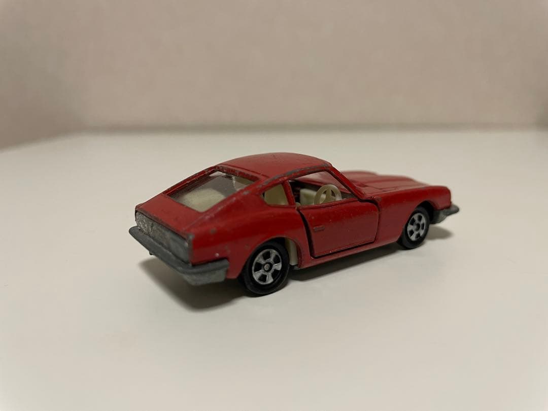 トミカ　6-1-1 フェアレディZ 432 赤　1Aホイール　日本製　黒箱