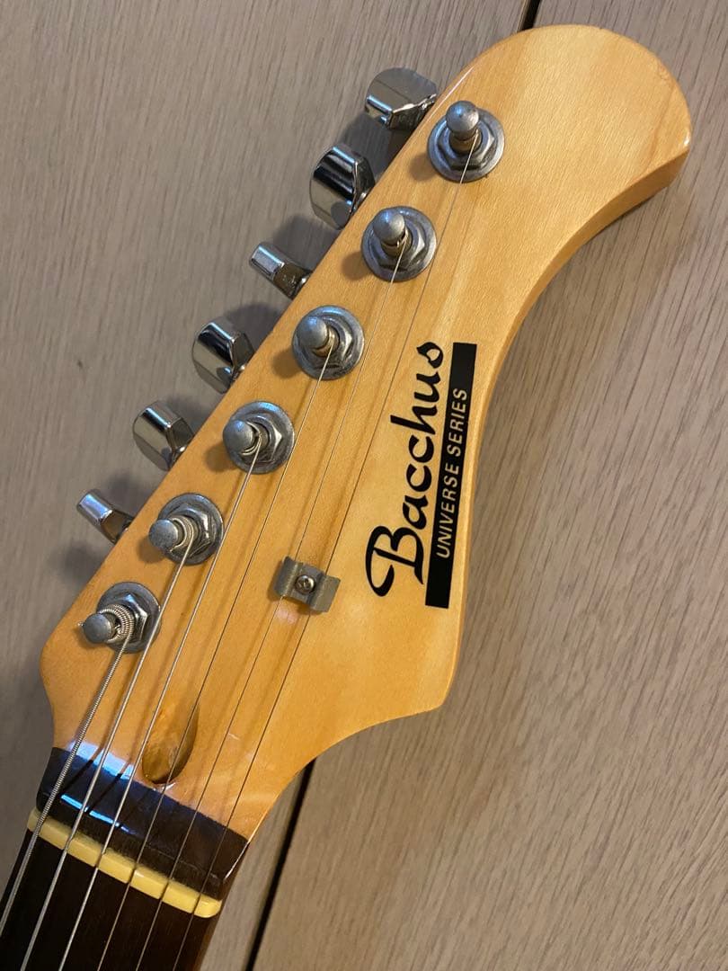 【美品】Bacchus Stratocaster